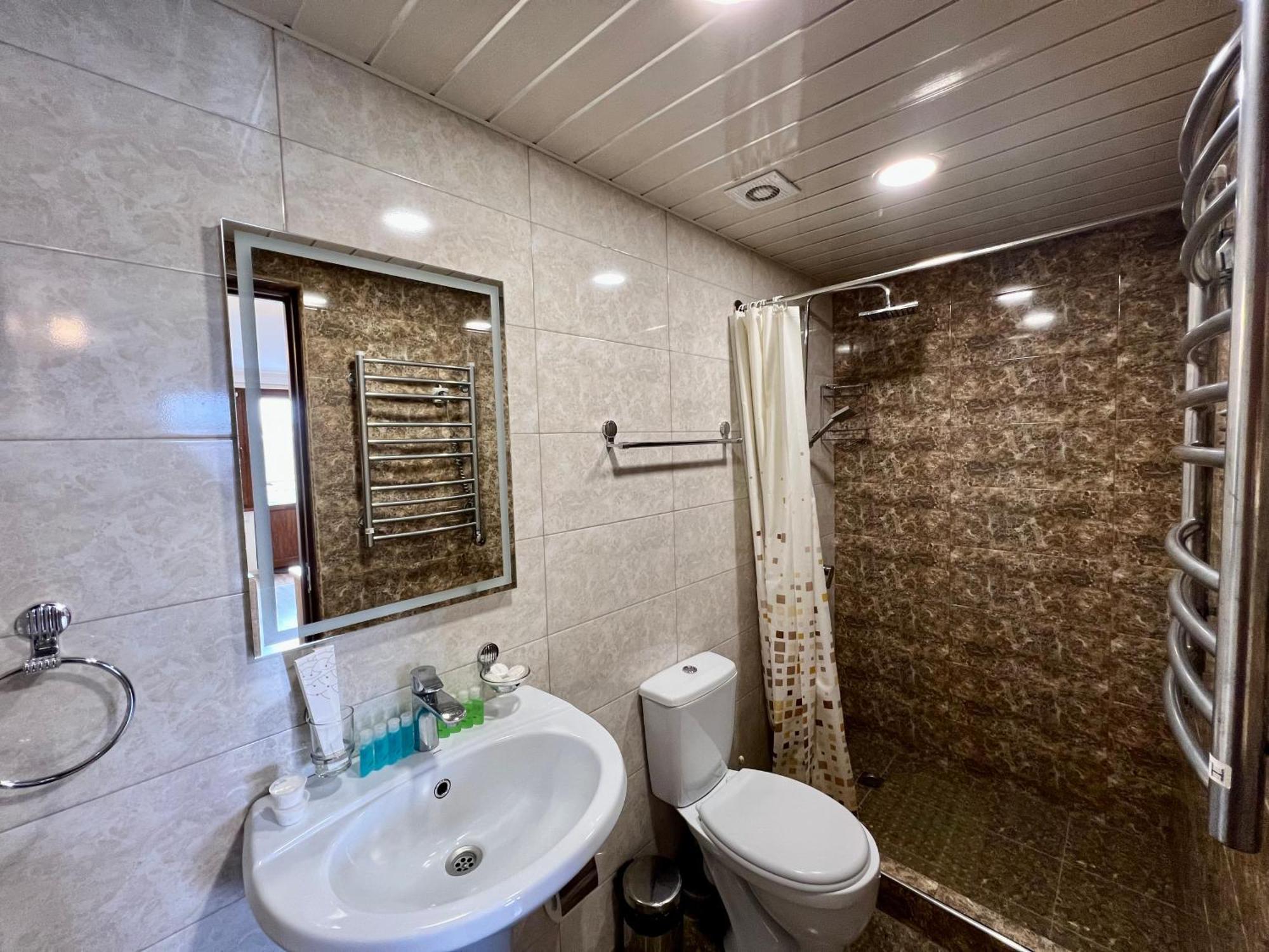 The Hill Guest House Ереван Экстерьер фото