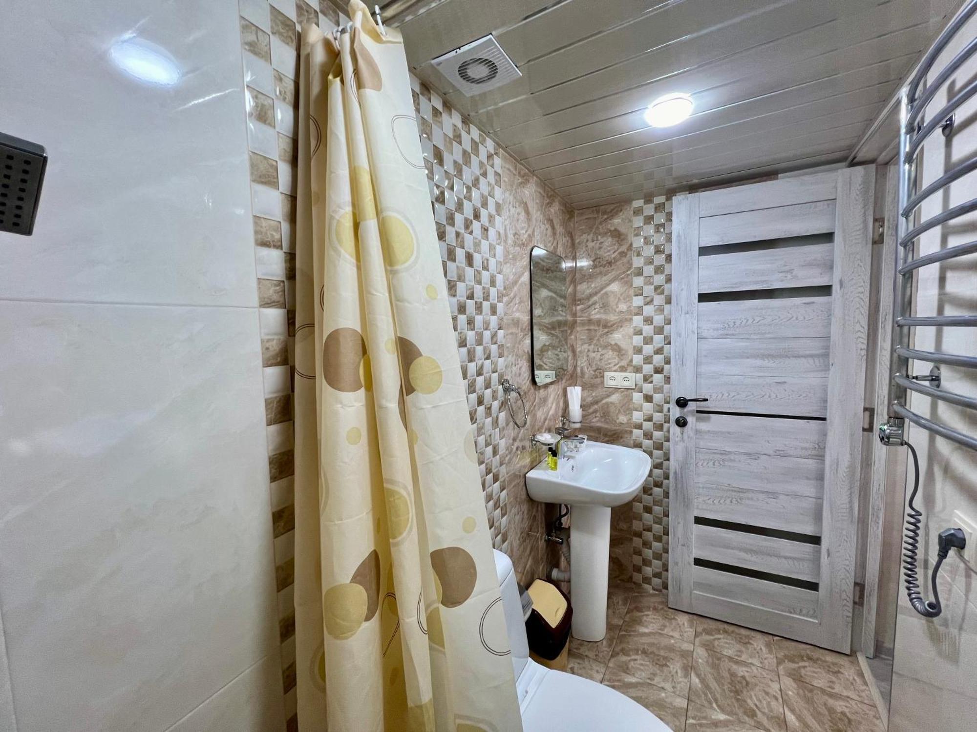 The Hill Guest House Ереван Экстерьер фото